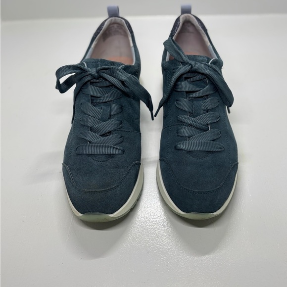 MUNRO Monique Suede Sneaker In Denim Suede Combo women’s size 11 - Picture 3 of 13